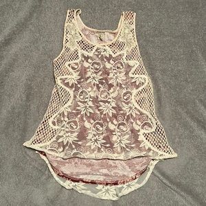 Gimmicks by BKE. Size small. Layered tank